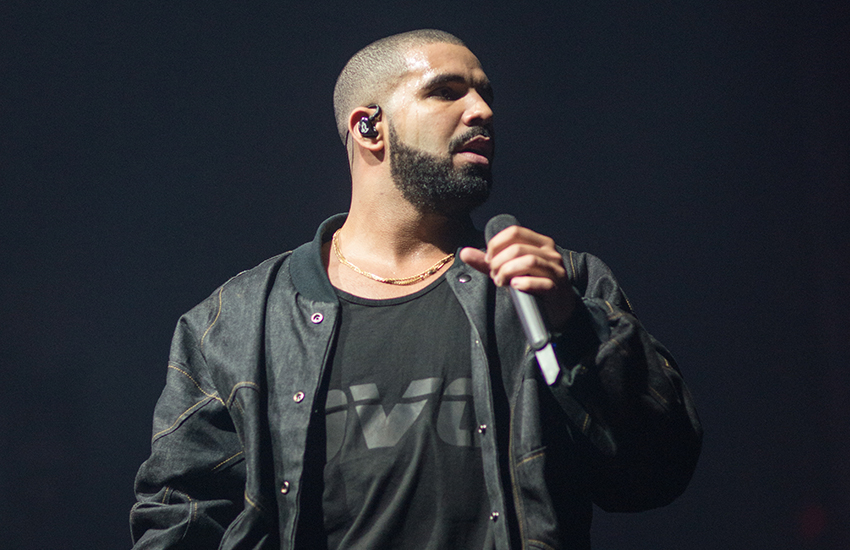 Woman Who Was Kissed by Drake Onstage at 17 Clears the Air on Instagram