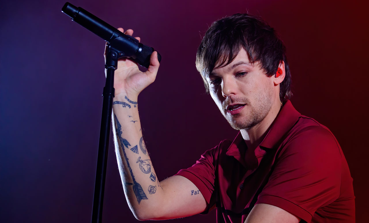 Louis Tomlinson Promises To Be “Uncle” To Liam Payne’s Son