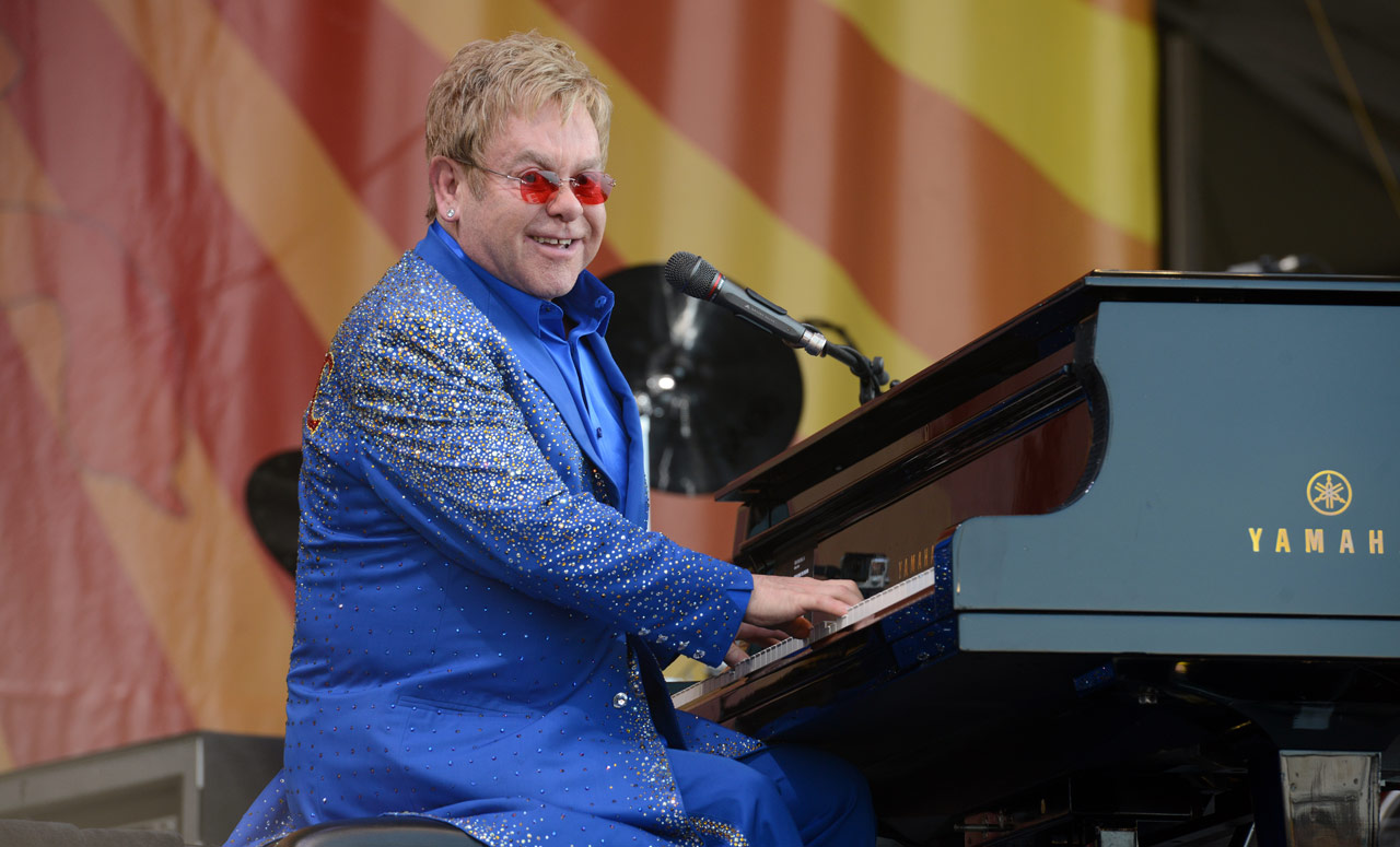 Elton John’s Heartbreaking Battle with Blindness