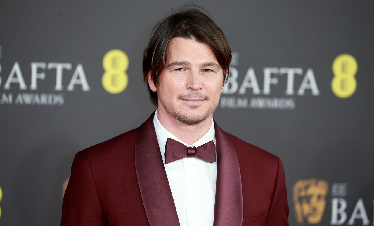 Josh Hartnett’s Rare Social Media Appearance Has Fans Begging For More