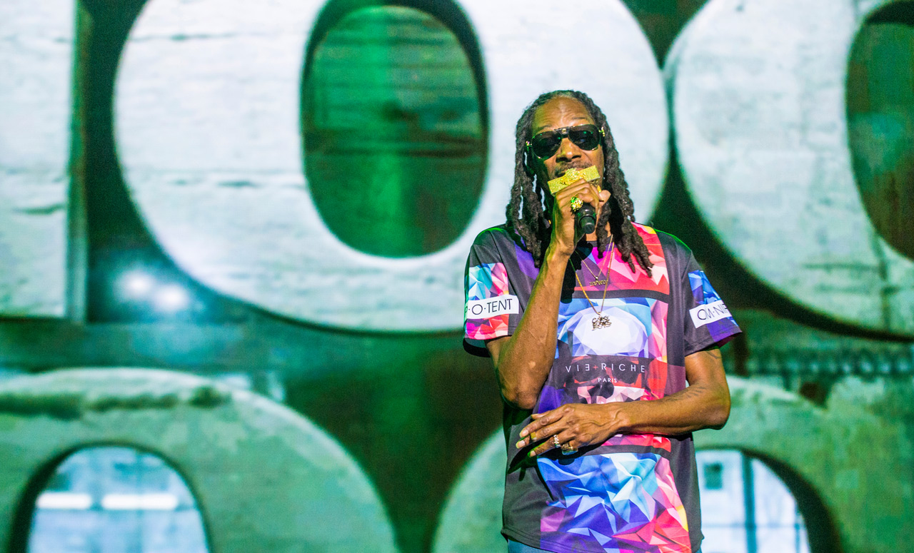 From Football Fields to Courtside Cheers: Holiday Stars Spotted Across Fun Events