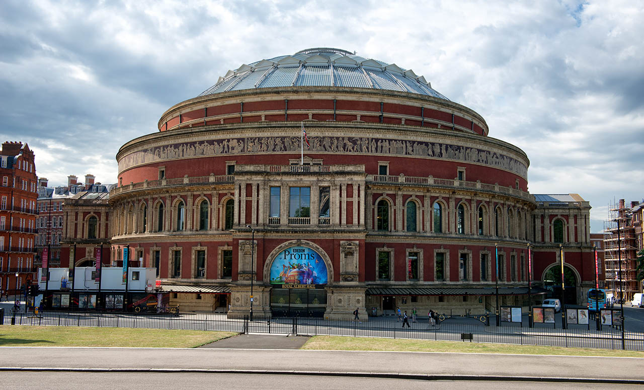 The Olivier Sweep: Paddington Bear Becomes Theatre Royalty