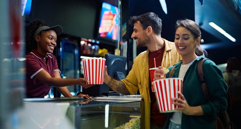 Hollywood Introduces “Audience Choice Awards Night” Inside Theaters